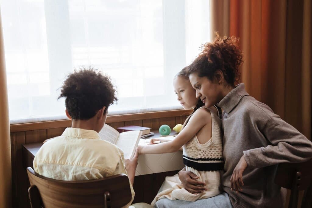 A-happy-family-engaged-in-learning-illustrating-the-rise-of-homeschooling-in-South-Africa